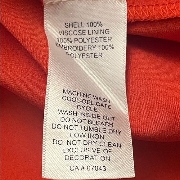 NWOT Lucy & Laurel Dress Embroidered Red Medium - Picture 6 of 8